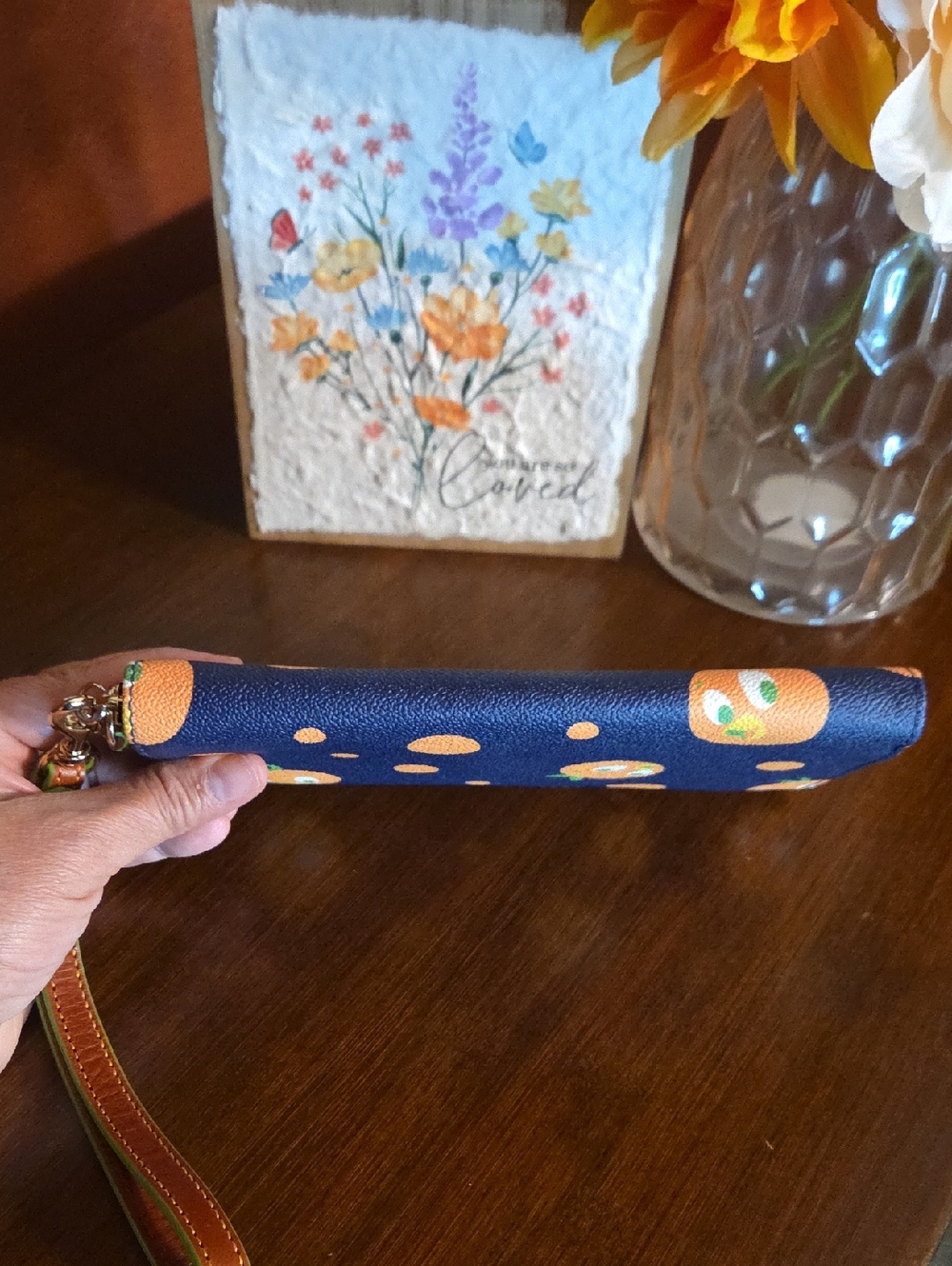 Dooney & Bourke Disney Parks Orange Bird Wallet EUC - Picture 6 of 16